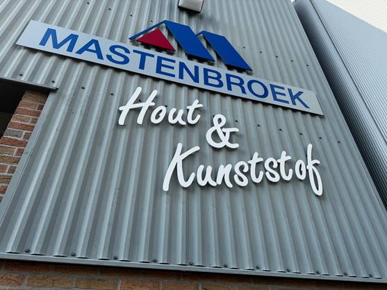 Afbeelding met gebouw, tekst, teken, buitenshuis

Door AI gegenereerde inhoud is mogelijk onjuist.